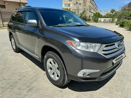 Toyota Highlander 2013 года за 12 500 000 тг. в Актау