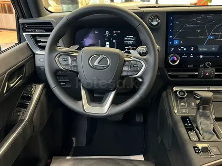 Lexus GX 550 2024 года за 65 200 000 тг. в Петропавловск – фото 16