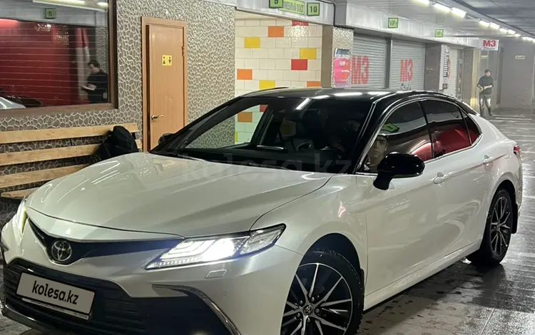 Toyota Camry 2021 годаүшін17 500 000 тг. в Караганда