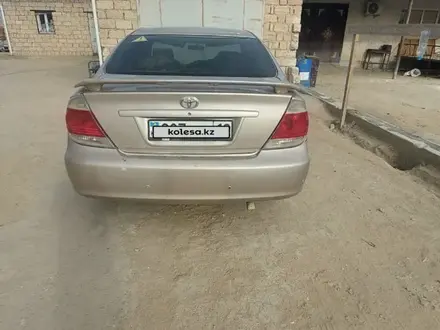 Toyota Camry 2004 года за 3 500 000 тг. в Жанаозен – фото 2