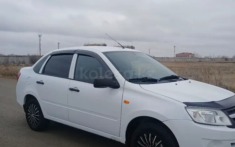 ВАЗ (Lada) Granta 2190 2013 годаүшін2 850 000 тг. в Уральск