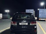 Toyota Fortuner 2006 года за 8 000 000 тг. в Актау – фото 3
