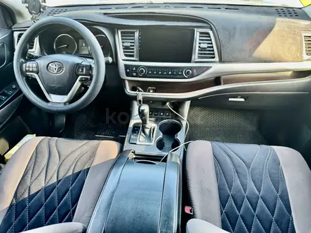 Toyota Highlander 2016 года за 14 800 000 тг. в Шымкент – фото 6
