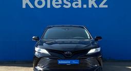 Toyota Camry 2018 года за 11 870 000 тг. в Алматы – фото 2