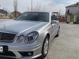 Mercedes-Benz E 320 2003 годаүшін4 000 000 тг. в Актау – фото 3