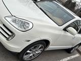 Porsche Cayenne 2007 года за 9 500 000 тг. в Алматы – фото 4