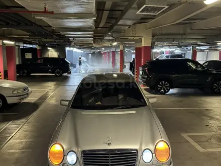 Mercedes-Benz E 230 1996 года за 3 500 000 тг. в Алматы – фото 5