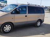 Hyundai Starex 2003 года за 2 300 000 тг. в Шымкент – фото 2