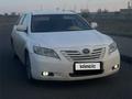 Toyota Camry 2007 года за 5 000 000 тг. в Актобе – фото 2