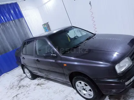 Volkswagen Vento 1998 года за 1 500 000 тг. в Кызылорда – фото 3