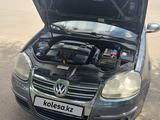 Volkswagen Jetta 2010 годаүшін3 500 000 тг. в Шымкент – фото 5