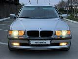BMW 735 1999 годаүшін8 500 000 тг. в Тараз – фото 2