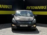 Hyundai Solaris 2014 года за 5 500 000 тг. в Актобе – фото 2