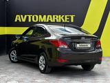 Hyundai Solaris 2014 года за 5 500 000 тг. в Актобе – фото 4