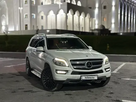 Mercedes-Benz GL 400 2014 года за 25 000 000 тг. в Шымкент