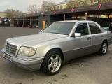 Mercedes-Benz E 280 1993 года за 2 500 000 тг. в Тараз
