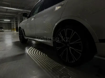 BMW X7 2020 года за 47 000 000 тг. в Алматы – фото 5