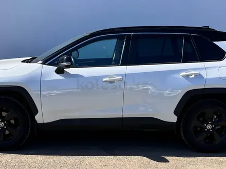 Toyota RAV4 2020 года за 16 970 000 тг. в Уральск – фото 3