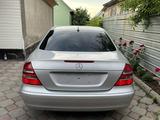 Mercedes-Benz E 200 2003 года за 4 100 000 тг. в Алматы – фото 2