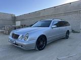 Mercedes-Benz E 320 2001 годаүшін4 200 000 тг. в Актау – фото 3