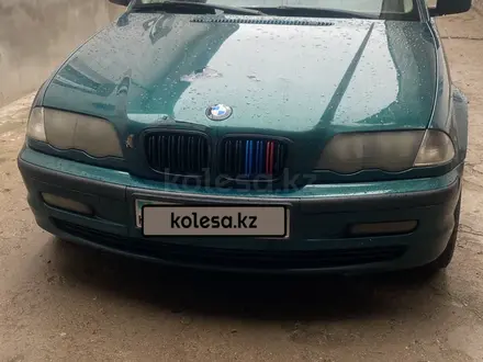 BMW 328 1999 года за 1 500 000 тг. в Караганда