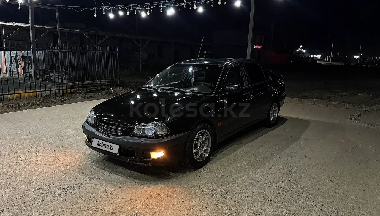 Toyota Avensis, 1998