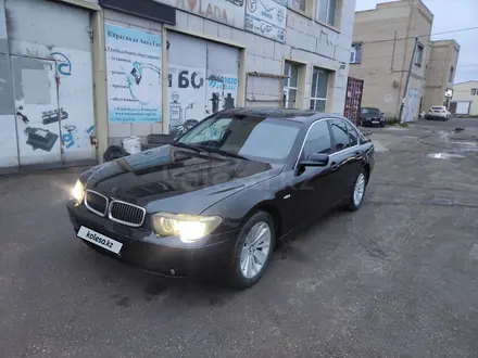 BMW 735 2004 года за 3 500 000 тг. в Караганда