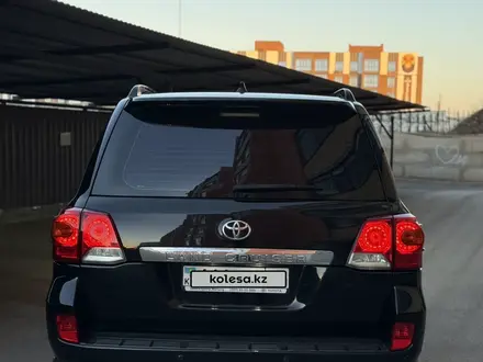 Toyota Land Cruiser 2013 года за 19 500 000 тг. в Актобе – фото 4