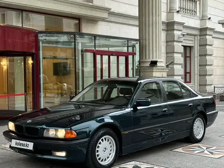 BMW 728 1999 года за 3 450 000 тг. в Алматы