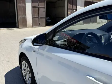 Hyundai Accent 2018 года за 6 750 000 тг. в Актау – фото 5