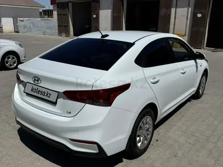 Hyundai Accent 2018 года за 6 750 000 тг. в Актау – фото 7