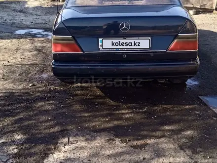 Mercedes-Benz E 230 1988 года за 1 000 000 тг. в Сарыколь – фото 5