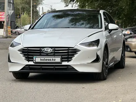 Hyundai Sonata 2023 года за 14 500 000 тг. в Алматы – фото 2