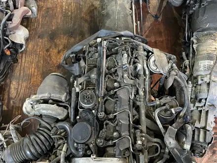 Двигатель OM 612 2.7 TD JEEP Grand Cherokee за 750 000 тг. в Алматы – фото 3