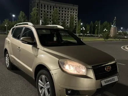 Geely Emgrand X7 2015 года за 3 000 000 тг. в Атырау – фото 2