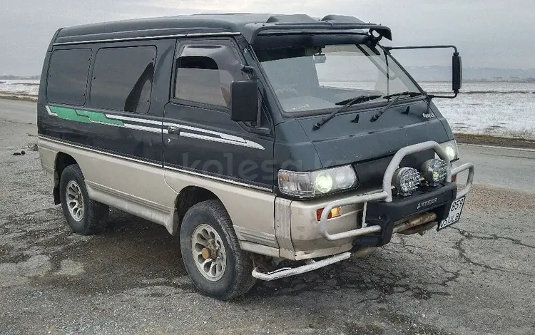 Mitsubishi Delica 1993 годаүшін1 500 000 тг. в Алматы