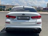 Kia Optima 2018 года за 7 500 000 тг. в Алматы – фото 4