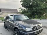Volkswagen Vento 1993 года за 750 000 тг. в Тараз – фото 2