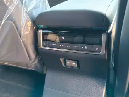 Lexus GX 550 Overtrail Bi Tone 2026 года за 60 290 000 тг. в Актобе – фото 14