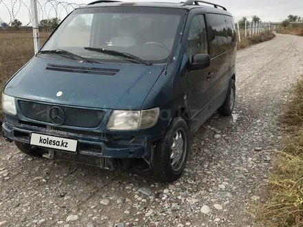 Mercedes-Benz V 230 1997 года за 1 600 000 тг. в Байсерке – фото 3