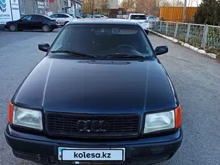 Audi 100