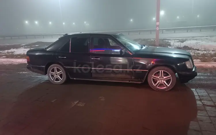 Mercedes-Benz E 220 1992 годаүшін1 300 000 тг. в Рудный