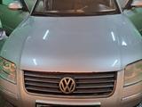 Volkswagen Passat 2004 года за 2 800 000 тг. в Семей