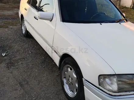 Mercedes-Benz C 180 1994 года за 1 600 000 тг. в Алматы