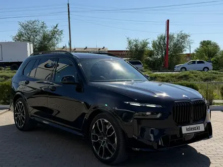 BMW X7 XDrive 40i 2025 года за 78 300 000 тг. в Уральск – фото 2