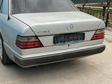 Mercedes-Benz E 230 1992 года за 2 850 000 тг. в Алматы – фото 3