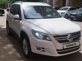 Volkswagen Tiguan 2010 года за 5 000 000 тг. в Астана