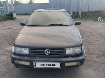 Volkswagen Passat 1994 года за 750 000 тг. в Караганда