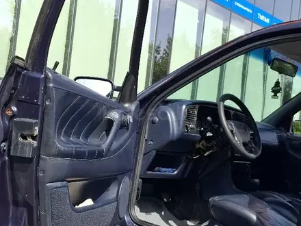 Volkswagen Passat 1996 года за 2 299 999 тг. в Шымкент – фото 9
