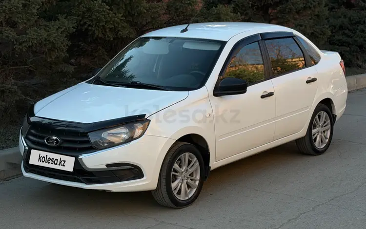 ВАЗ (Lada) Granta 2190 2022 годаүшін4 000 000 тг. в Семей